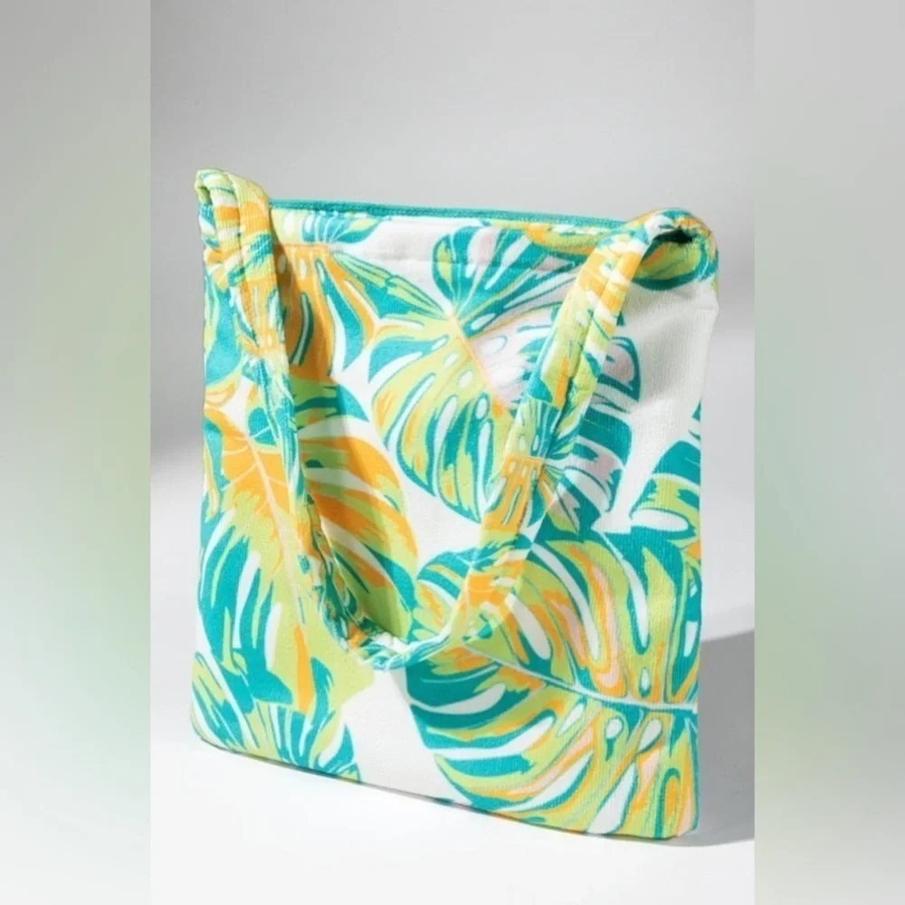 2 In 1 Ruggine Plush Leaf Motif Shoulder Bag Turns Into Beach Towel